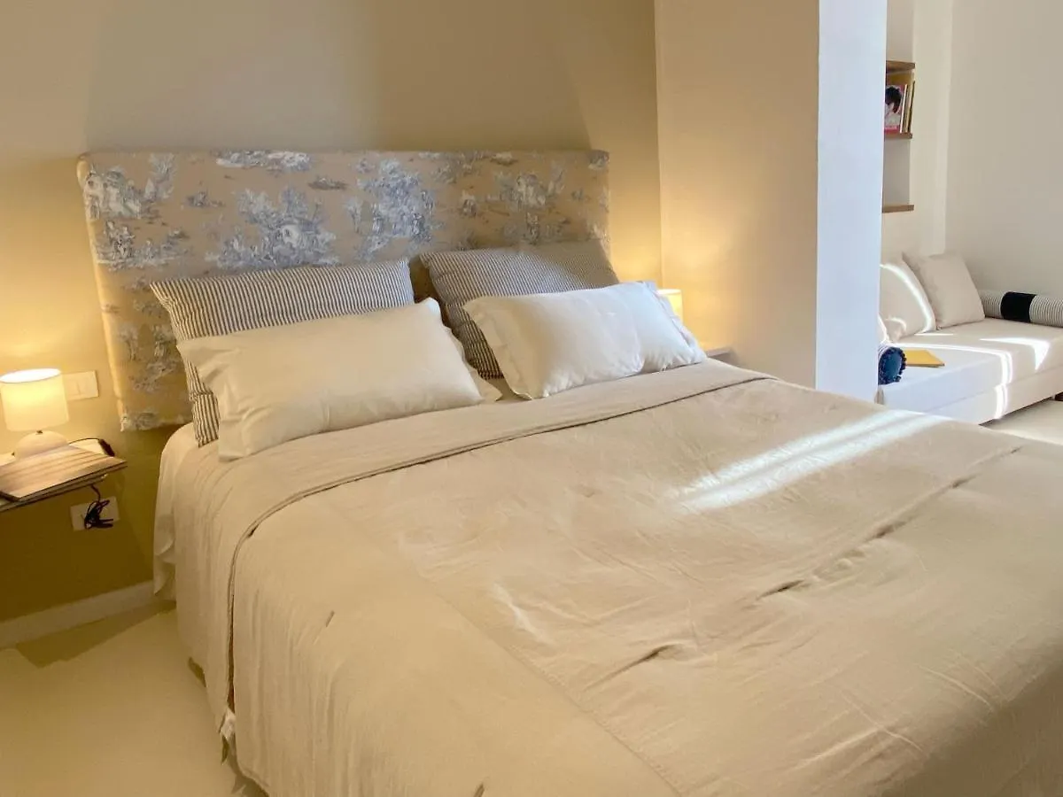فندق مبيت وإفطار تريميتْسّو Villa Lina