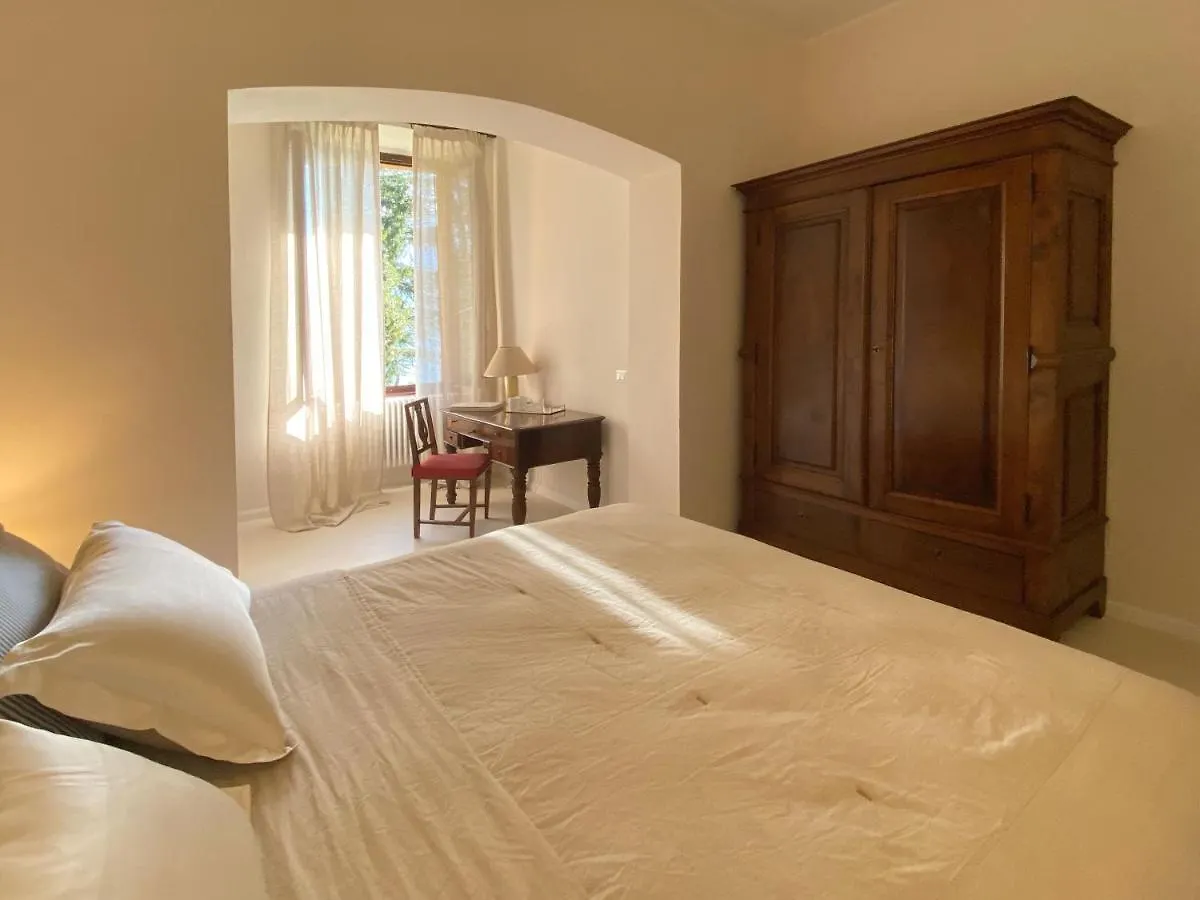 فندق مبيت وإفطار تريميتْسّو Villa Lina